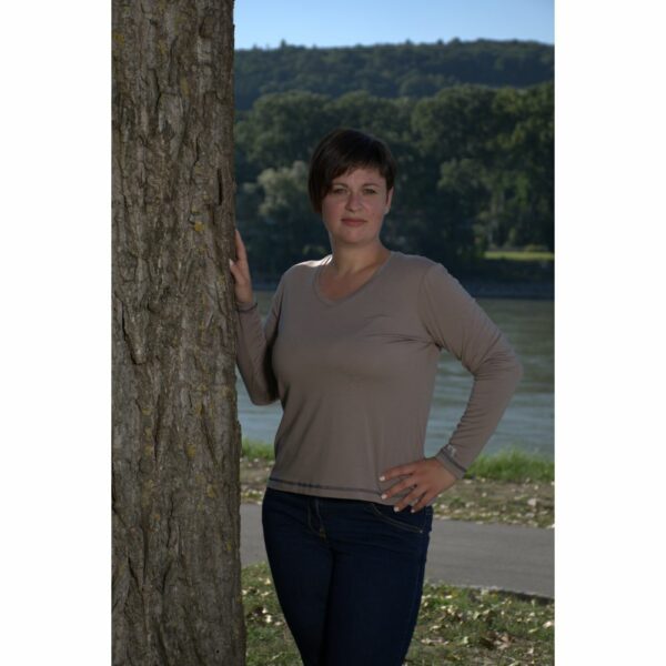Damenshirt langarm „klassisch“ aus Holzfaserstoff